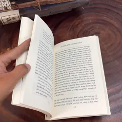 Alain De Botton - Luận Về Yêu & Proust Có Thể Thay Đổi Cuộc Đời Của Bạn Như Thế Nào - 2018 1039313