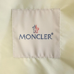 【Khuyến mãi】Áo khoác MONCLER 636759