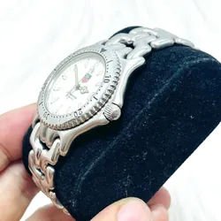 Đồng hồ nam hiệu Tagheur WG1120 kính saphire chính hãng 37mm 557960