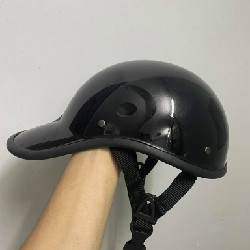 Mũ bảo hiểm lưỡi trai kẻ sọc 1200