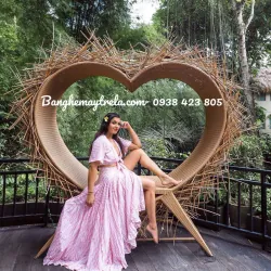 Ghế trái tim mây nhựa chụp hình 719434