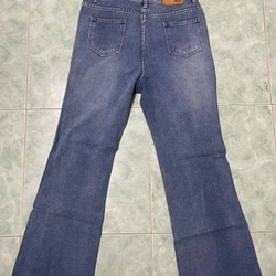 Quần Jeans ống loe