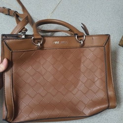 new 100% chưa qua sử dụng