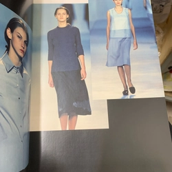 Louis vuitton catwalk.  445538