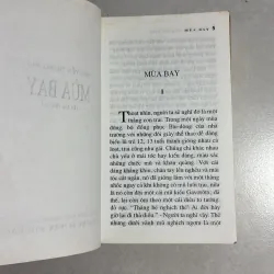 Mùa bay/ Thuỷ cung dậy sóng/ Khúc hát mở đầu (3 cuốn) 784828