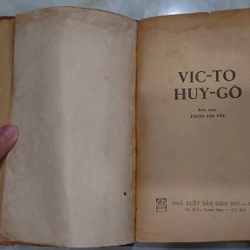 VIC-TO HUY-GÔ.
Tác giả: Phùng Văn Tửu biên soạn 300810