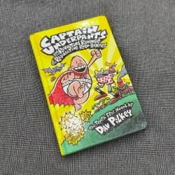 (Hardback) Captain Underpants and The Revolting Revenge of The Radioactive RoBo-Boxes