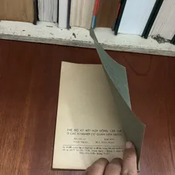 II Sách Xưa: Chế Độ Ký Hợp Đồng Tập Thể Ở Các Xí Nghiệp, Cơ Quan Nhà Nước - 1977 591390