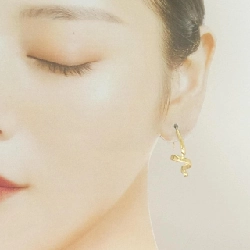 K18YG Bông tai - Hàng hiệu Authentic 864901