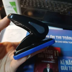 Dụng cụ đục lỗ giấy cầm tay 738226