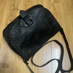 Túi nữ size 27*26*6 da thật 2hand 934464