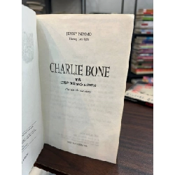 Charlie Bone và cậu bé vô hình - Jenny Nimmo 936692