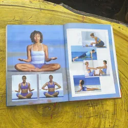 COMBO YOGA DÀNH CHO PHỤ NỮ - NHỮNG BÍ QUYẾT CỦA SẮC ĐẸP- ĐỂ TRỞ THÀNH NGƯỜI ĐÀN BÀ TUYỆT V 737992