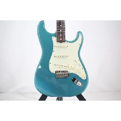 FENDER CLASSIC 60S STRATOCASTER - Hàng hiệu Authentic