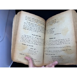 Tuyển tác phẩm văn học Lớp 10 - Tập 2 (1990) New 60% SBM1606 911417