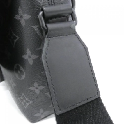 Túi đeo chéo Louis Vuitton Monogram Eclipse S-Cape Messenger M46794 - Hàng hiệu Chính hãng 803211