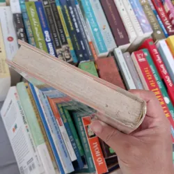 He got hungry and forgot his manners 931014