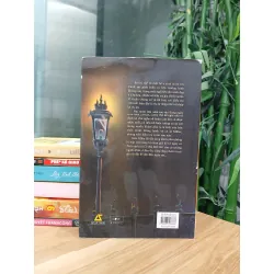 Gia Đình Lầu Trên - Lisa Jewell 568543