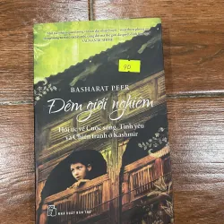 Đêm giới nghiêm (9)