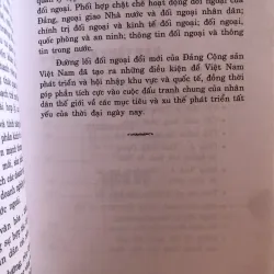 Một số vấn đề về quan hệ quốc tế trong giai đoạn hiện nay - Vũ Quang Đản 1008890