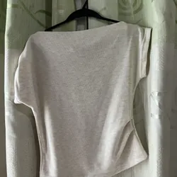 Áo thun lệch vai size S 590364