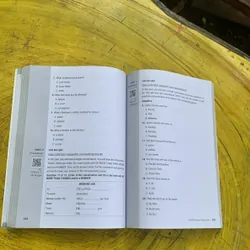 10 BỘ ĐỀ THI CHỨNG CHỈ TIẾNG ANH A2 - CHINH PHỤC KỲ THI VSTEP- TH.S. VŨ THỊ LÊ VY 737163