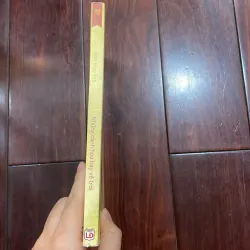 Văn học trẻ - những cánh hoa bay về trời nxb LD 2017  1025872