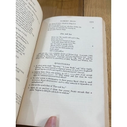 Reading Poetry - Joseph Satin 522056