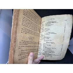 Tuyển tác phẩm văn học Lớp 10 - Tập 2 (1990) New 60% SBM1606 911417