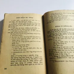 TỰ ĐIỂN TRIỆU CHỨNG VÀ ĐỊNH BỆNH  726521