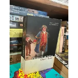 Oliver Twist - Charles Dickens ( Collins )