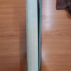 Sách Harry Potter and the Philosopher's Stone mới 90% 524653