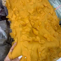 Váy nữ nắng vàng dáng suông kiểu dáng xòe đính hoa nổi siêu xinh 1024440