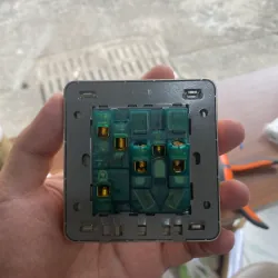 Mặt công tắc và ổ cắm vuông Zhengziu 961678