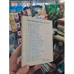Vụ Bí Ẩn Hòn Đảo Những Người Đắm Tàu - Alfred Hitchcock 2000 mới 80% VĂN HỌC HCM3012 924141