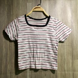 Áo croptop cổ vuông sọc ngang