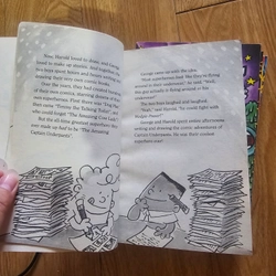 Combo 5q The adventures of captain underpants không trùng như hình 
90k 479289
