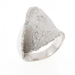 Nhẫn kim cương K18WG 0.10CT - Hàng hiệu Authentic