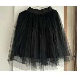 CHÂN VÁY REN 4 LỚP* MỚI 99% *FREESIZE* TẶNG QUÀ 0Đ 591489