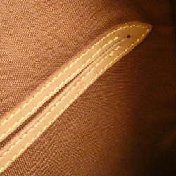 Ba lô Louis Vuitton Monogram Montsouris MM M51136 609894