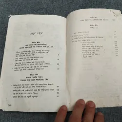 ĐỜI NGƯỜI DƯỚI CON MẮT NHÀ CHIÊM TINH 990633