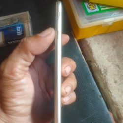 Samsung J7Pro  524540