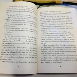 [Sách tiếng Anh 2hand] Like new 90% - 🐾 Scat – Carl Hiaasen 598335