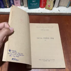 [Sách Xưa] - II Thơ: Hoa Trên Đá - Chế Lan Viên - 1984 792580