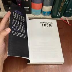 II Văn Học Nước Ngoài: Thành Phố Trộm - David Benioff - 2016 534065