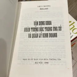 VẬN DỤNG KHOA NHÂN TƯỚNG HỌC TRONG ỨNG XỬ VÀ QUẢN LÝ KINH DOANH (XB 1998) 697721