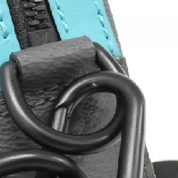 Túi đeo chéo Louis Vuitton Monogram Eclipse Reverse Trio M11648 611762