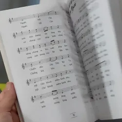  Tuyển Tập Thơ Và Nhạc Về Bác Hồ 928555