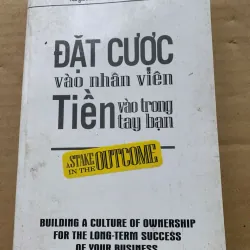 Đặt cược vào nhân viên Tiền vào trong tay bạn