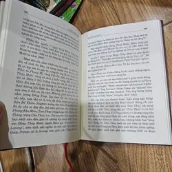 Bên lề sách cũ (bìa cứng)
 699089